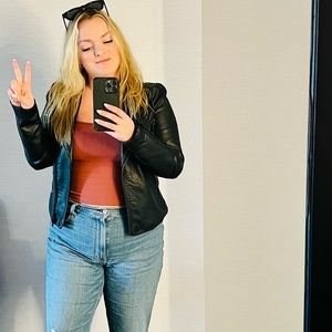 Meet your Posher, Sam